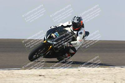 media/Sep-20-2025-TrackDaz (Sat) [[27f0cde673]]/B Group/1120am (Turn 2)/